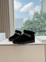 所见即所得G1991代购级别Brunello Cucinelli 24ss 冬季新款 雪地靴 羊羔毛包子靴 BC有着原汁原味意大利奢侈审美DNA，以及对女性的深