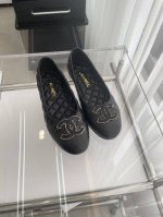 小香2024新品单鞋 ～～～市场最高版～～～同原版1：1复制！非市场普通版本。 面料：羊皮 内里：羊皮 大底：意大利皮底 跟高：1cm 码数：35-39 40、