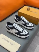 商品名称：Louis Vuitton 路易 威登 正规码数: 38-44 休闲鞋 商品材料：精选 进口牛皮鞋面，柔软羊皮内里；原厂大底。
