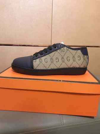 出厂价 Gucci 古奇男鞋休闲鞋绝对火爆潮男的极致搭配单品！超质感魅力挡不住，主推款，花皮色彩亮丽！猪皮内里垫脚， 耐磨橡胶底，高贵典雅！舒适度爆棚想怎么帅就 - 点击图像关闭