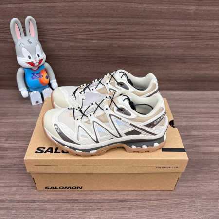顶级版本Salomon萨洛蒙 Xt-Quest 系带平跟圆头 减震防滑耐磨 低帮 登山鞋 男女同款 米灰色灰褐色胡椒白. 全新顶级版本经过几个月重新改版，整鞋楦 - 点击图像关闭