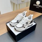 顶级版本 香奈儿Chanel小香 秋冬5D打印系列运动鞋... 认准我家细节实力拍 专柜买版按正品1：1复制， 细节完美。注意区分市场普通版 众多Ins博主时尚