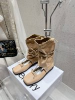 出厂 韩国小众品牌OPEN YY春夏走秀款芭蕾裤靴 第一眼看到这个鞋子就爱上了，带点复古味随意搭配都好看！各大网红博主都在穿它，整个鞋子非常柔软，好穿不磨脚鞋面