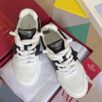 顶级版本 情侣款 valentino华伦天奴pinkpp限定款 粗鞋带 情侣款 面包鞋 厚底 休闲 运动鞋 原版购入开发 做货 华伦天奴One Stud Xl爆