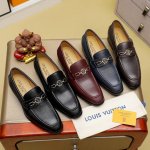 工厂p价 Louis Vuitton 路易威登 新款官网爆款！原版一比一复刻，那种沉稳内涵儒雅的品味无法言喻的开启时尚鞋履的旅程从容应对各种场合！大牌的气势不言