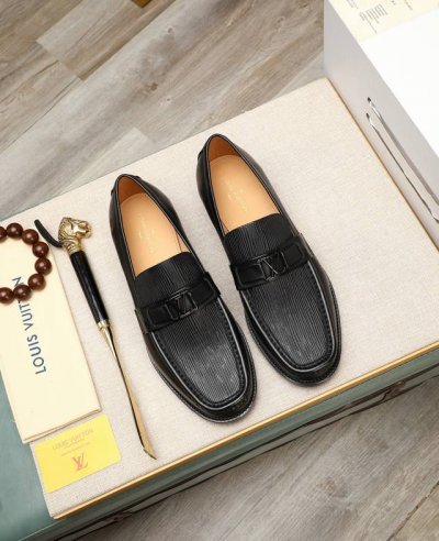 出厂价p 水染牛里 半真皮大底 全套包装 Louis Vuitton* 高端 路易威登 专柜最新款 正装商务皮鞋原版最高品质！进口意大利小牛皮面料牛皮内里 原版