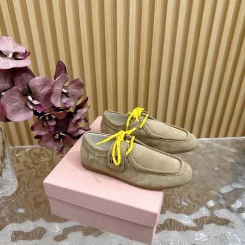 代购级别 MiuMiu 新款复古皮鞋 乐福鞋 休闲鞋 羊毛里 系列上新 皮里 毛里 ★★★★★ 舒适度与时髦度并存的开挂全新系列，设计搭配，简约大方，百搭时尚！