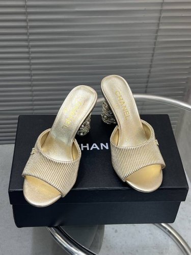 出厂 Chanel香奈儿新款高跟拖鞋 码数：35-41 40，41定做