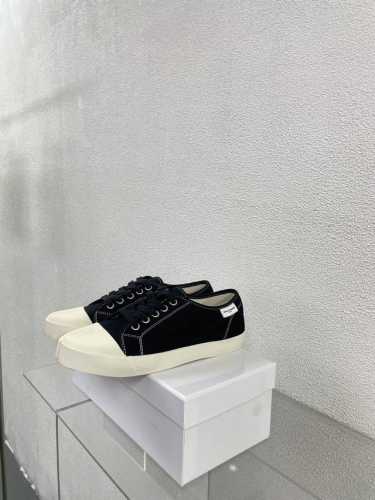 最新小6子 新底 分趾运动鞋 经典帆布面料 白色Maisonmargiela 马吉拉 Mm6 牛皮面 经典帆布 白色帆布 分趾运动鞋 包头拖火爆来袭！太香了 靓