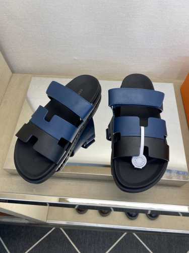 Hem＊ 高品质，顶尖工艺品 男士真皮拖鞋 正码：38－44 4一10 ： 同步发售！货！顶级手工艺原版小牛皮 超强质感、手感 ，全小牛皮包垫，质感超强！加厚乳