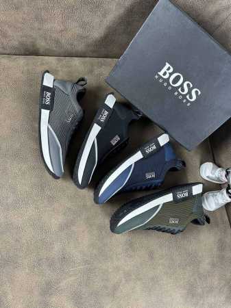 工厂价 Boss 运动男鞋，以经典的设计成为永不落幕的时尚宠儿，经典的休闲造型。采用进口透气面，太阳]品牌专用大底，Tpu耐磨超轻大底，轻便，整体设计和谐统一又 - 点击图像关闭