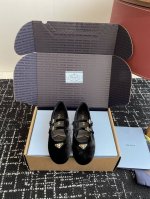 东莞代购级 官网同步盒包装 prada 24Ss 普拉达春夏新品 实力来袭 prada Glow限时店很闪亮的单品 玛丽珍单鞋 芭蕾舞鞋 超级爆系列爆品，各大网