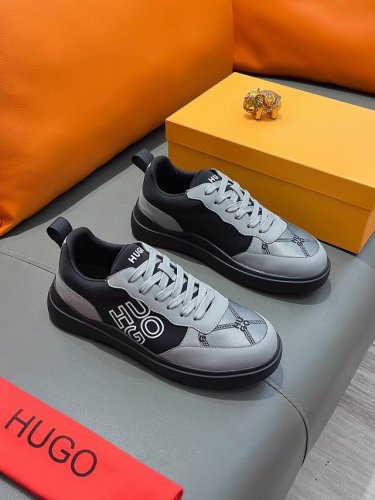 商品名称：Boss 波士 正规码数: 38-44 休闲鞋 商品材料：精选 牛皮鞋面，舒适羊皮内里 ；原厂大底。
