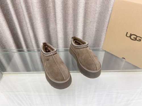 油叽叽#秋冬新品 塔茨TAzz厚底拖鞋 新款毛拖采用民族风编织刺绣复古又时髦，超舒适一脚蹬，超多明星在穿，ins小红书有多火不用我多说，一到季节就断货的节奏！