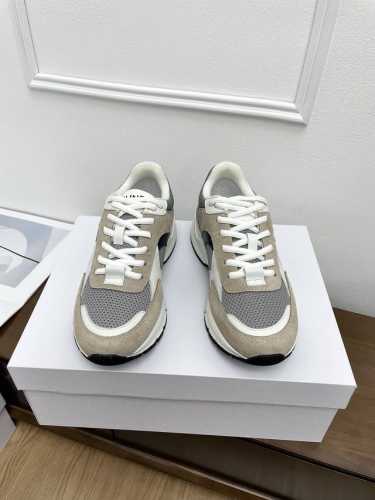 470顶级版本Celine Runner 思琳Cr-03休闲运动鞋 购入原版1比1开发，鞋舌和鞋后帮饰有Celine标志运动鞋侧面凹印 Cr-03字样鞋后帮和侧