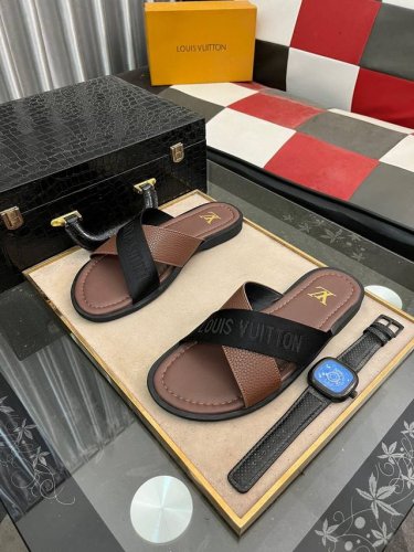 louis Vuitton 路易威登 驴牌奢品高端男士拖鞋 原版材质精细做工 经典老花接接小牛皮 鞋底超软 夏季必入款 码数 38-45 p价