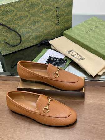 2024Gucci Jordaan系列新品5D立体双GG压纹单鞋 乐福鞋代购级别！Gucci 乐福鞋单鞋 上脚特别的秀气！原版套楦的做法，和专柜一致！楦型完美， - 点击图像关闭