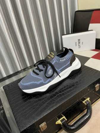 出厂价 Berlui 布鲁缇布鲁提手工擦色休闲皮鞋，进口专用牛皮面擦色效果，配合真皮镭射雕刻图案 尽显奢华工艺 牛皮内里专用模具橡胶大底 鞋面雷射品牌专用 素面 - 点击图像关闭