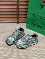 橙子出厂价 Bottega Veneta 葆蝶家秋冬秀款BV Orbit运动鞋 休闲老爹鞋 采用原版轻质科技网布面料，原版一致！工艺复杂！ 搭配几何图案设计橡胶