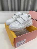 冲量价: Acne Studios 最新爆款 笑脸 魔术贴 小白 厚底 休闲鞋 原版购入开发 做货 此款魔术贴从上世纪八十年代网汲取设计灵感，选用皮革制成，饰有