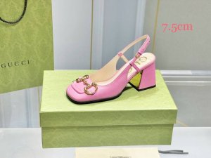 Gucci古奇 早春新款马衔扣丑萌粗跟单鞋 凉鞋 跟高：7.5Cm 5.5Cm 2.5Cm 大底：意大利真皮底 尺码：35-39 34.40.不退换