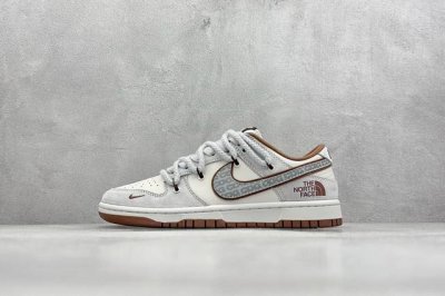 400 現貨 终端放店 Xc版 Nk Sb Dunk Low 北面联名 Cdg灰棕抽绳 周年高端定制 低帮休闲板鞋 #定制鞋盒 大厂纯原品质出货 超高清洁度 皮