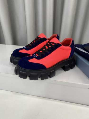 PRADA* P: 情侣款Size: 35-45 女40 男45定做不退换 Prada普拉达 最新2025ss春夏走秀系列 厚底松糕 休闲运动鞋 情侣款 大胆撞