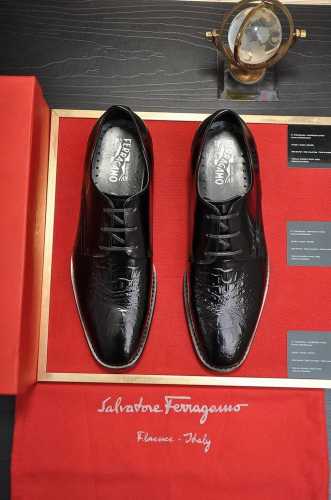 出厂厂 Ferragamo 菲拉格幕 专柜最新款 原版进口开边上乘牛皮+进口羊皮内里+原版奢华金属扣+原版组合大底 对比无压力 38--45 45定做不退换