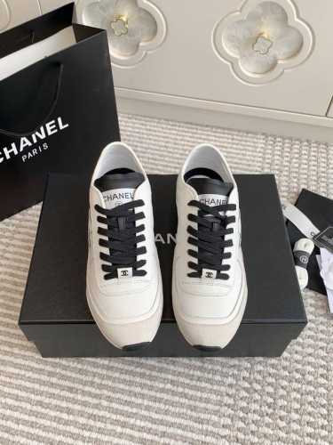 P420 Chanel 香奈儿2025顶级休闲款运动鞋德训鞋 顶级品质 这款经典设计；鞋面多种工艺电绣的风格；大底却时尚运动；不平凡的拥入了多种配色 多混搭非常