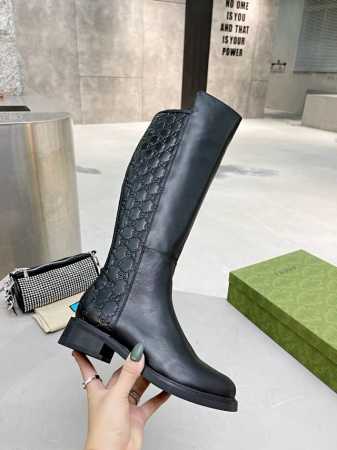 ￥ Gucci 古驰长靴 G家 主打系列 经典全牛皮面印花压纹 原有的经典 永不过时 经典爆款的代表作 双G压纹 作为风格鲜明的品牌标志性象征，每一个标识都蕴 - 点击图像关闭