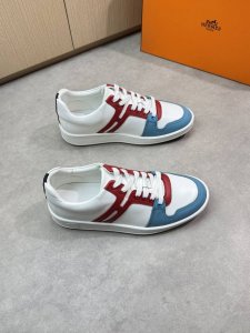Hermes 爱马仕 -高端品质 原单休闲运动板鞋 -鞋面：纳帕小牛皮、手掌纹小牛皮、鞋身车缝品牌'h'图腾 -内里：水染牛皮 -大底：原版Tpr.橡胶 双色成