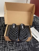 东莞代购级 盒包装 jil Sander 吉尔桑达 25新款渔网编织绳结镂空拖鞋 非常新颖的设计 让人眼前一亮 夏日氛围感渲染十足 鞋面采用超级软且坚韧的皮革编