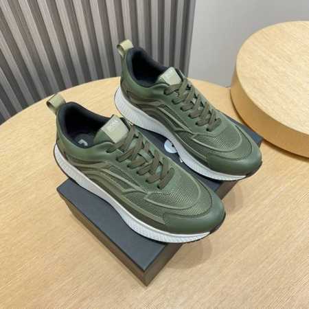 工厂P Boss 新款男仕运动鞋 知名运动品牌新款隆重上市 以奢华高端设计出货 鞋面选用原版透气网布滴胶制成 羊皮垫脚 叠层设计鞋面线条感层次分明，轻质橡胶大底 - 点击图像关闭