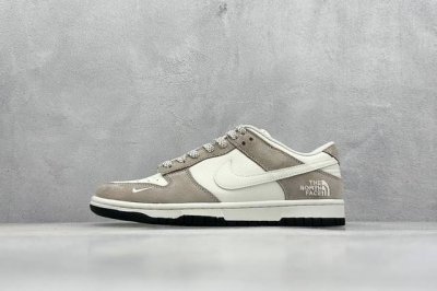 400 現貨 终端放店 Xc版 Nk Sb Dunk Low 北面名 猪八白勾 周年高端定制 低帮休闲板鞋 #定制鞋盒 大厂纯原品质出货 超高清洁度 皮料切割干