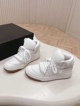 高帮 YSL SAINT LAURENT 圣罗兰 SL61春夏最新爆款休闲系列 SL61运动低帮休闲鞋 圣罗兰 SL61 ，原版购入 一比一复刻 ，新鲜血液注入 - 点击图像关闭