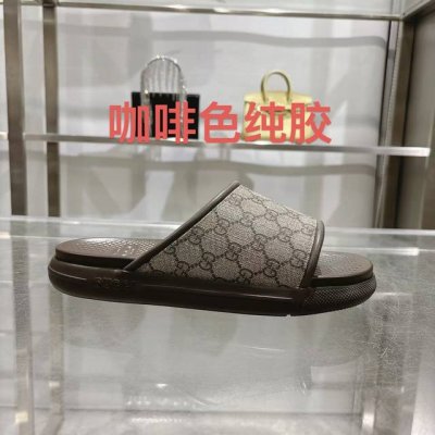 gucci］ Size：40-46 2025古奇男士新款夏季新款男款一脚蹬凉拖鞋 该单品的灵感源自意大利海岸的夏季精神和海滩俱乐部，是 Gucci Lido 的