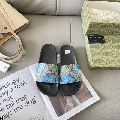 出厂： Gucci 古驰2025顶级专柜 初夏情侣新款 官网上新 独家首发 Gucci 古驰 25S 初夏情侣拖 古驰拖鞋 古驰情侣穿搭 Gucci拖鞋 Guc