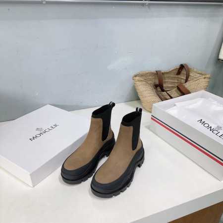 高品质出厂 ！小众潮牌 蒙-口 Moncler24ss秋冬新款 松紧拼接切尔西松糕厚底短靴！ 此款皮靴采用反绒牛皮制成 点缀标志性Moncle*织带细节，一脚蹬 - 点击图像关闭
