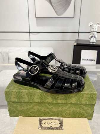 情侣款Gucci 25Ss 春夏最新款 双G果冻凉鞋 专柜购买原版 正品一比一开发 所有细节 材料 全部跟你在专柜买到的都一样 欢迎细节对比 码数:37 44 - 点击图像关闭