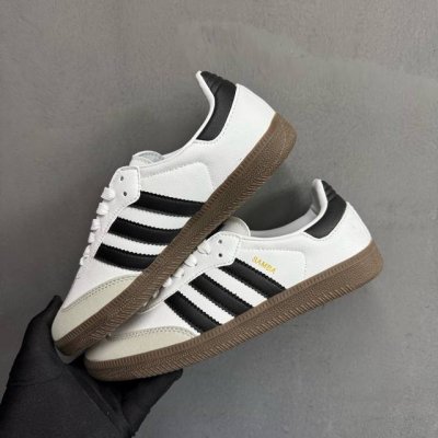 档口现货 三叶草桑巴德训 小红书爆款 adidas Bw Army 德训复古男女低帮耐磨休闲板鞋 货号 Fw2427 尺码:36 36 37 38 38 39