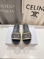 高版本出厂 Dior*迪奥D家2025Ss春夏新款仙女风麻绳厚底拖鞋 1:1原版复刻 市面上最高版本 各路时尚博主刷爆小红书！超时髦又充满高级感的单品！轻松打造