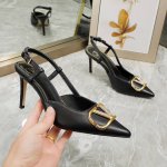 工厂p价 女装女鞋 运动原单华伦天奴新款凉鞋，牛皮面料，内羊皮，跟高7.5厘米，35-40码，41-42订做，全套包装，配9个颜色，