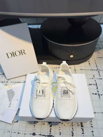 dior 迪奥 25 2025早春新品 顶级版本 专柜主打新款Run'n'dior 网眼织物运动鞋硬货上新 bs代购级别 高级感十足 国内外博主刷爆的一款 复古 - 点击图像关闭