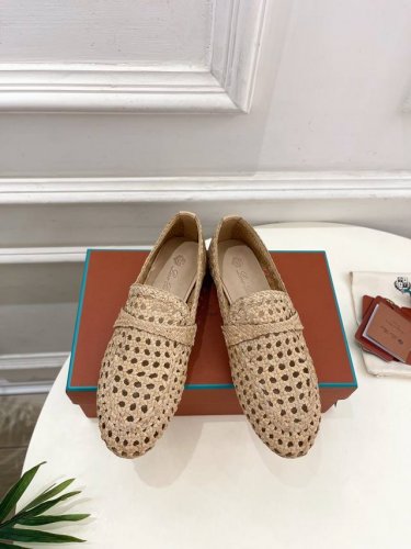 loro piana 乐悠翩雅 代购级别2025春夏新品 Leon镂空编织乐福鞋 lp是意大利顶级奢侈品牌 低调奢华 设计都是一贯纯色系 简单 细节巧妙 清新脱