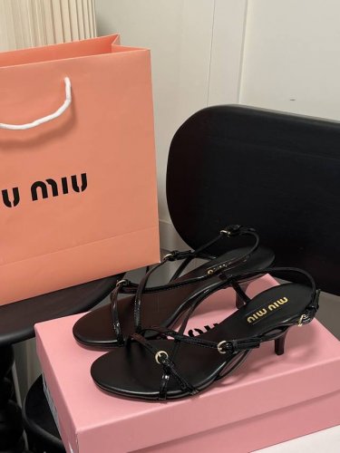 橙子出厂价p Miumiu 缪缪 春夏新款 细带高跟凉鞋 猫跟后空凉鞋 跟高：6Cm 码数：34-41