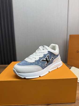 工厂p价 lv.男鞋专柜爆款 官网同步 1:1高品质出货原版牛皮时尚印花.原厂原版底 38-45 38.45定做不退换 - 点击图像关闭