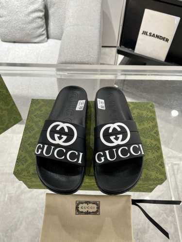 跑量款180Gucci情侣款拖鞋 顶级版 春夏网红必备拖鞋 Yp一比一还原，所有细节 材质 舒适度 全部跟原版一样了 复刻度98%。码数：女36-46