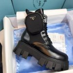 p直销 女鞋工厂p 男款+10 p直销prada 情侣款 普拉达顶级版本松糕厚底口袋三角标情侣款靴子 原版1:1定制 众多网红上脚 这款鞋 牛皮拼色 注塑三角字