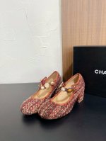CHANEL 玛丽珍鞋 Chanel丨24A高级手工坊系列金币玛丽珍鞋芭蕾舞鞋 金币复古 vintage设计～，干练又慵懒随性 妥妥的甜酷风！金属徽章元素显得十