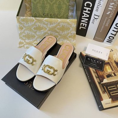 橙子出厂价p gucci 古驰 夏季新款 金属扣饰平底拖鞋 休闲凉拖 码数 35-42